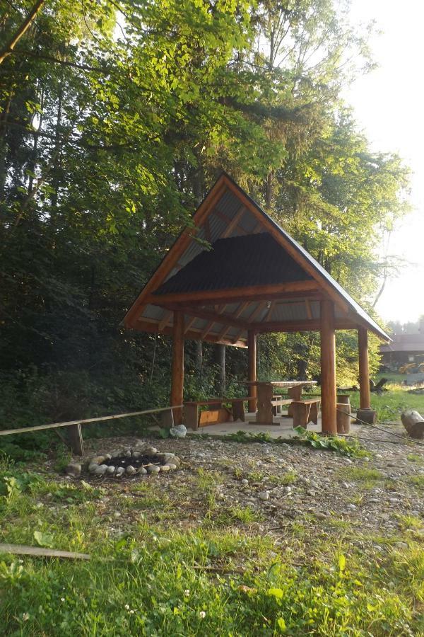 Pokoje Goscinne U Moni Białka Esterno foto